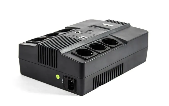 SKAT-UPS 800-AI-IN-1x9
