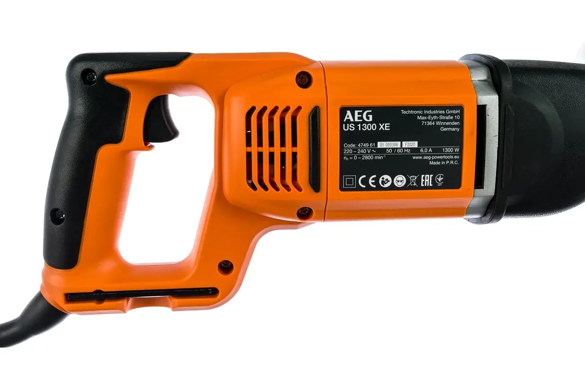 AEG US 1300 XE